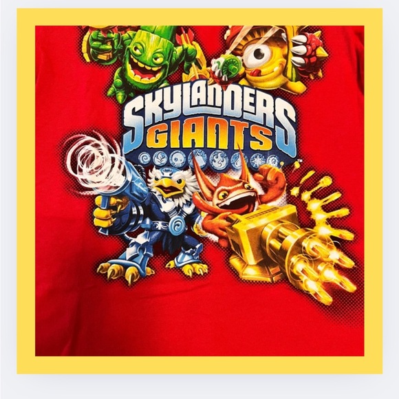 NWT - Skylanders Giants Red T-Shirt - Picture 2 of 6